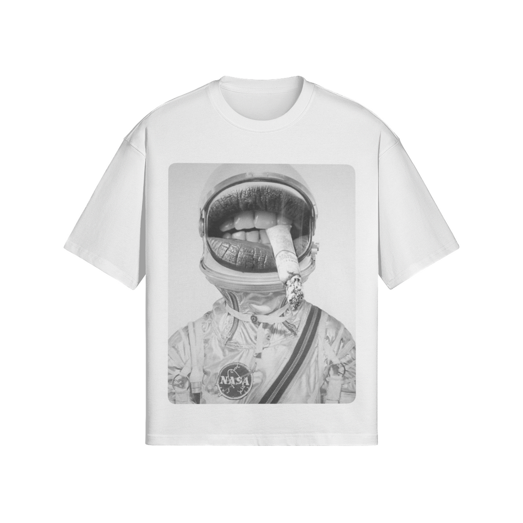 Oversized Streetwear T-Shirt „Lost Astronaut“ – Space Portrait Unisex - Beatwear 71
