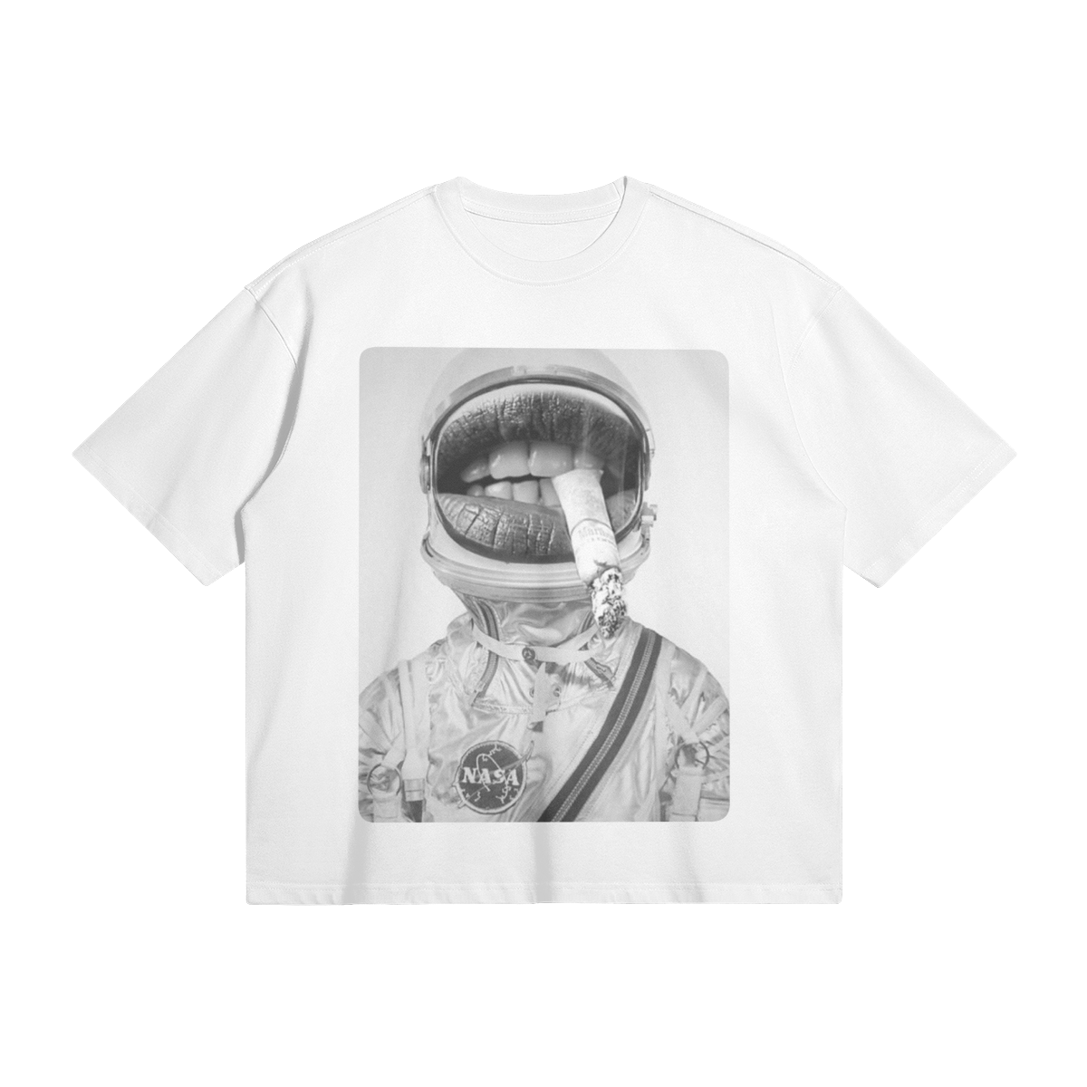Oversized Streetwear T-Shirt „Lost Astronaut“ – Space Portrait Unisex - Beatwear 71