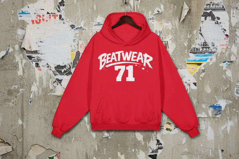 Roter Beatwear 71 Hoodie mit weißem Streetwear-Print und Kapuze